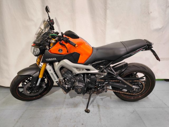 YAMAHA MT-09 . Immagine 1