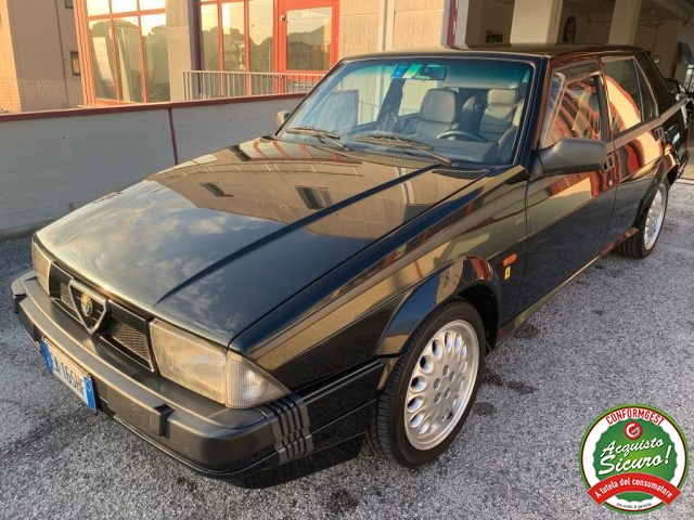 ALFA ROMEO 75 3.0 V6 cat Quadrifoglio Verde Immagine 0