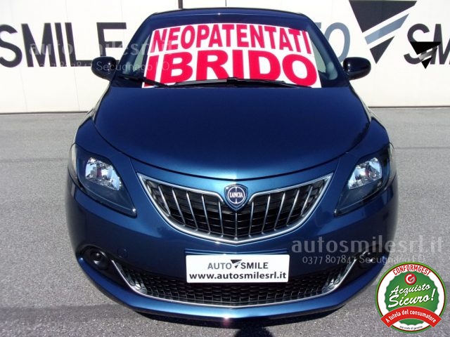 LANCIA Ypsilon 1.0 FireFly 5 porte S&S Hybrid Silver Immagine 1