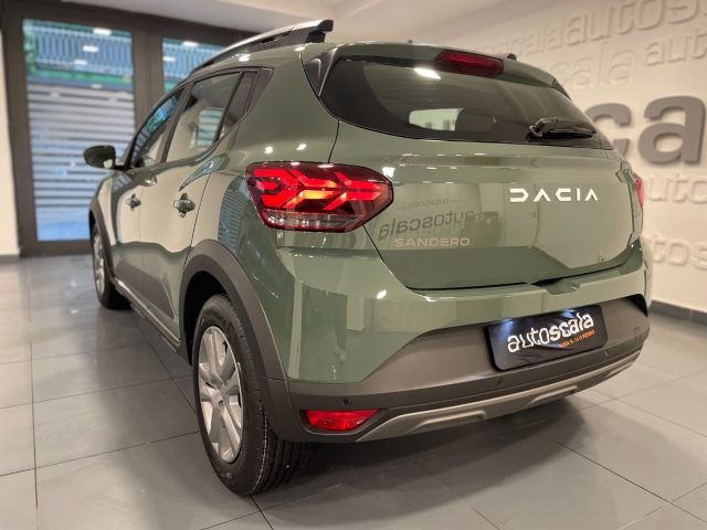 DACIA Sandero Stepway Expression TCe 100 GPL ECO-G Immagine 4