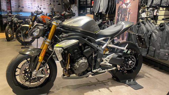 TRIUMPH Speed Triple 1200 RS Immagine 1