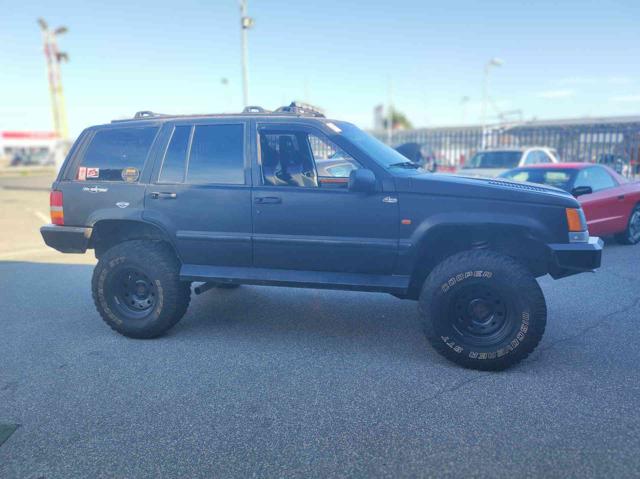 JEEP Grand Cherokee 5.2 (EU) 4WD aut. Monster truck full modified Immagine 1