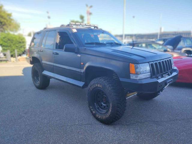 JEEP Grand Cherokee 5.2 (EU) 4WD aut. Monster truck full modified Immagine 0