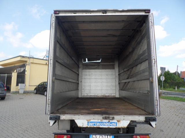 RENAULT Master T35/120 2.5 dCi PL CENTINATO TELONATO Confort Immagine 4