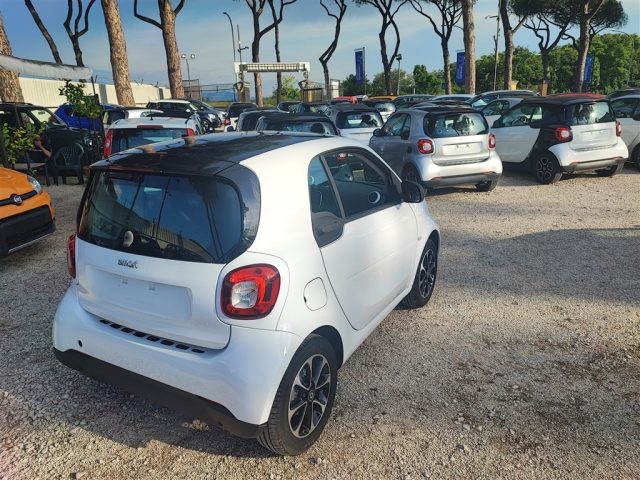 SMART ForTwo 1.0 TETTO PANORAMA,AndroidAUTO,CRUISECLIMA .. Immagine 0