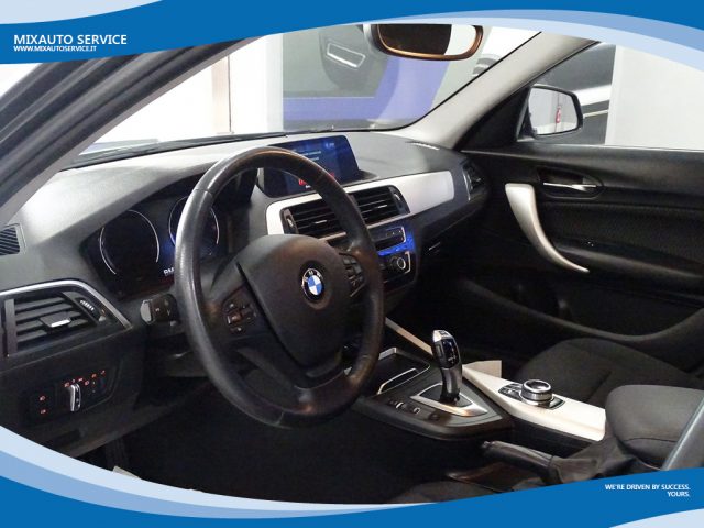 BMW 116 D 5 Porte Business AUT EU6 Immagine 2