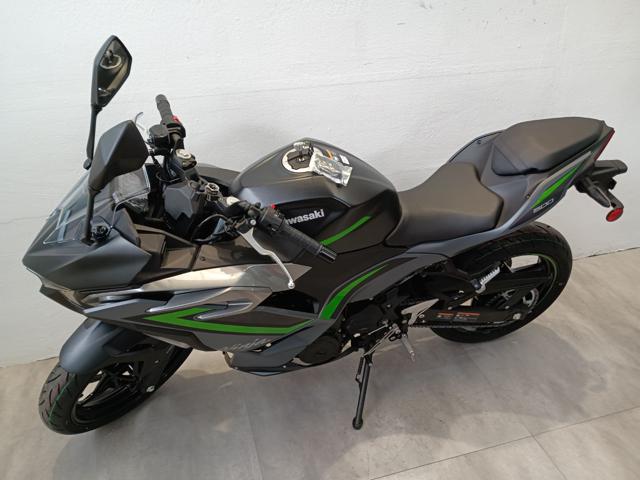 KAWASAKI Ninja 500 SE SE 2024 EURO 5 Immagine 1