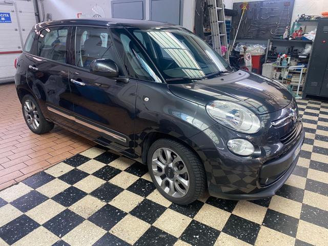 FIAT 500L 1.6 Multijet 105 CV Lounge Tetto Panoramico Immagine 2