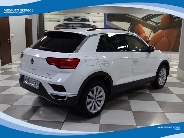 VOLKSWAGEN T-Roc 1.0 TSI 110cv Advanced EU6 Immagine 1