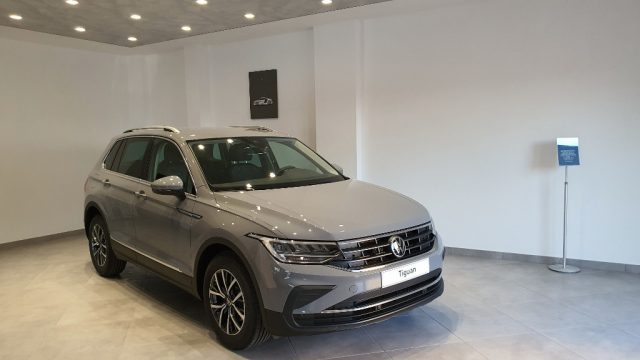 VOLKSWAGEN Tiguan 2.0 TDI 120 CV NUOVA 4 ANNI GARANZIA Immagine 4