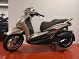 PIAGGIO Beverly 300 i.e. BEVERLY 300 HPE ABS