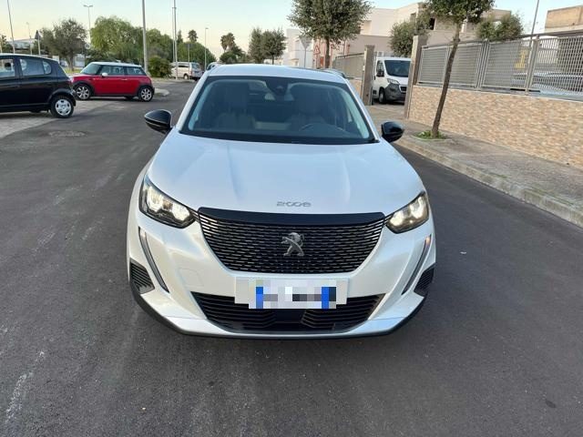 PEUGEOT 2008 PureTech 130 S&S Allure Immagine 0