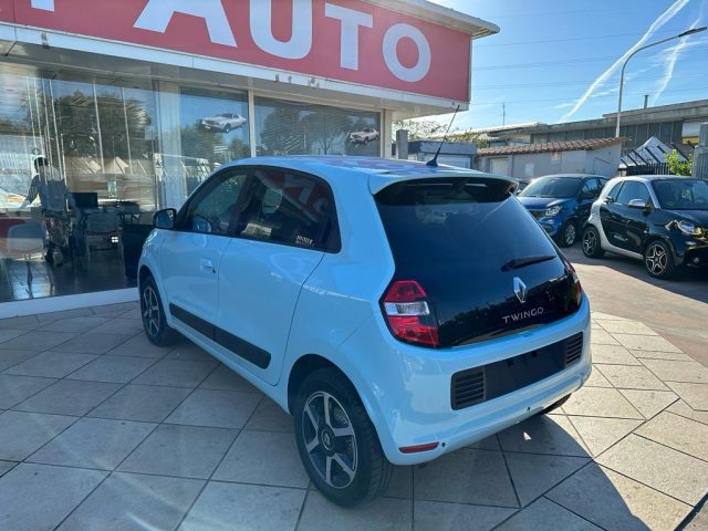 RENAULT Twingo 1.0 69CV LIMITED NAVIGATORE CERCHI 15'' Immagine 2