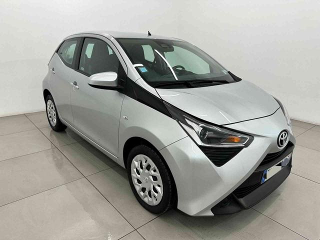 TOYOTA Aygo 1.0 VVT-i 72 CV 5 porte x-play Immagine 0