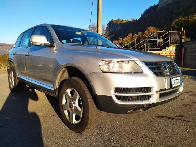 VOLKSWAGEN Touareg 2.5 R5 TDI Immagine 1