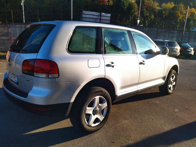 VOLKSWAGEN Touareg 2.5 R5 TDI Immagine 3