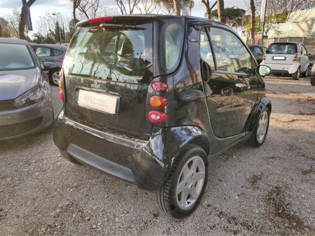 SMART ForTwo 700 coupé pure CLIMA,CERCHI LEGA Immagine 2