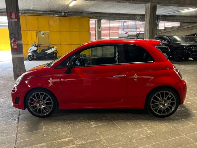 ABARTH 500 1.4 Turbo T-Jet "TRIBUTO FERRARI" Immagine 3