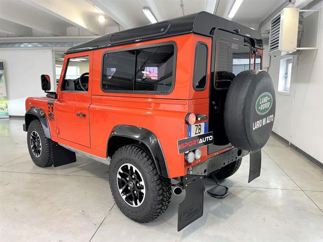 LAND ROVER Defender 90 2.2 TD4 SW ADVENTURE 67 ANNIVERSARIO Immagine 4