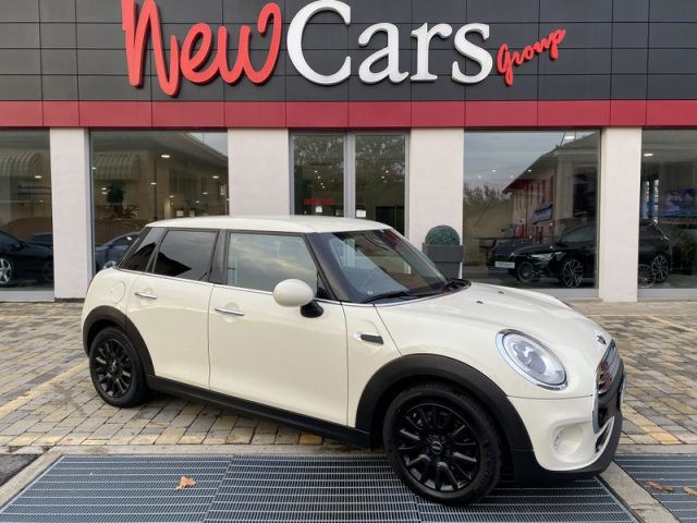 MINI One 1.5 One D 5 porte FARI XENON Immagine 0