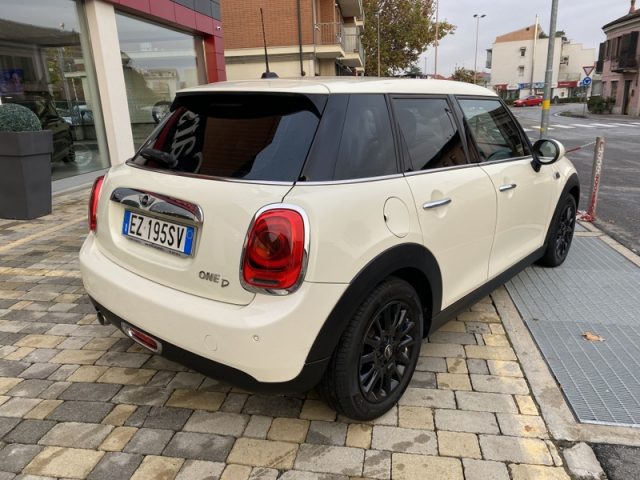 MINI One 1.5 One D 5 porte FARI XENON Immagine 4