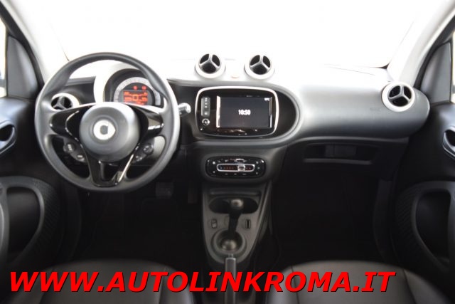 SMART ForTwo 1.0 Twinamic Youngster TETTO , NAV , PELLE , 71CV Immagine 3