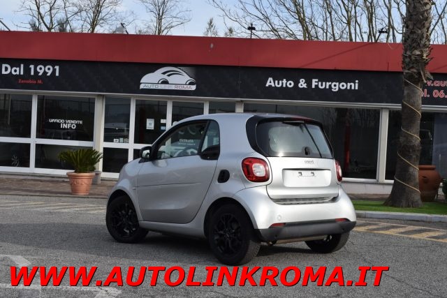 SMART ForTwo 1.0 Twinamic Youngster TETTO , NAV , PELLE , 71CV Immagine 2