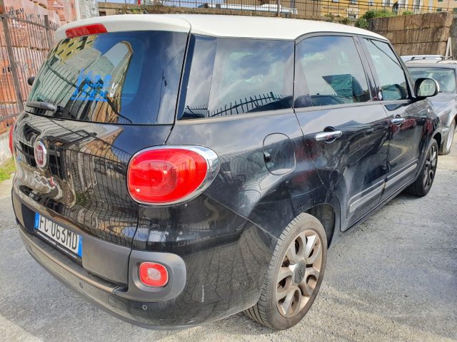 FIAT 500L Living 1.6 Multijet 120 CV Lounge Immagine 2