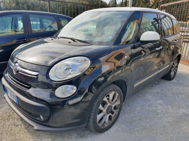 FIAT 500L Living 1.6 Multijet 120 CV Lounge Immagine 1