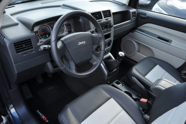JEEP Compass 2.0 Turbodiesel LIMITED ***UNIPRO'*** Immagine 4