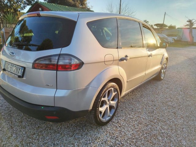 FORD S-Max 2.0 TDCi 140CV Titanium Immagine 3