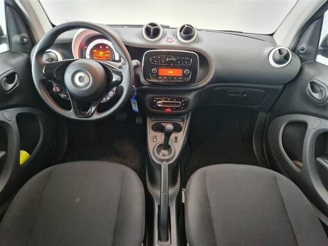 SMART ForTwo 70 1.0 twinamic Youngster Immagine 4