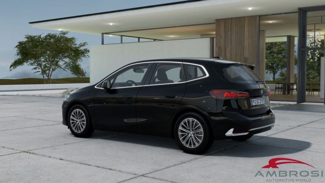 BMW 218 Serie 2 d Active Tourer Luxury Immagine 1