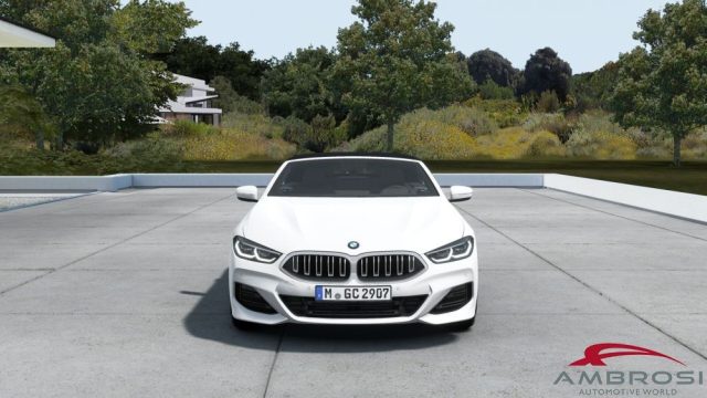 BMW 840 Serie 8 i Immagine 2