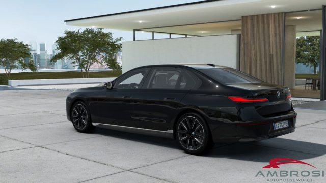 BMW 740 Serie 7 d xDrive 48V M Sport Immagine 1