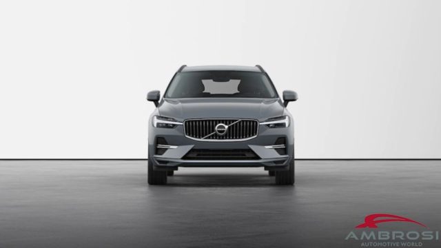 VOLVO XC60 Mild Hybrid B4 AWD  automatico Essential Immagine 3