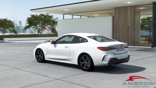 BMW 420 Serie 4 d Coupé 48V Msport Immagine 1