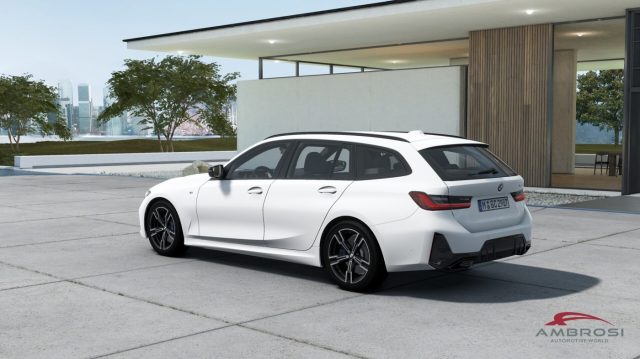 BMW M340 Serie 3 d 48V xDrive Touring Immagine 1