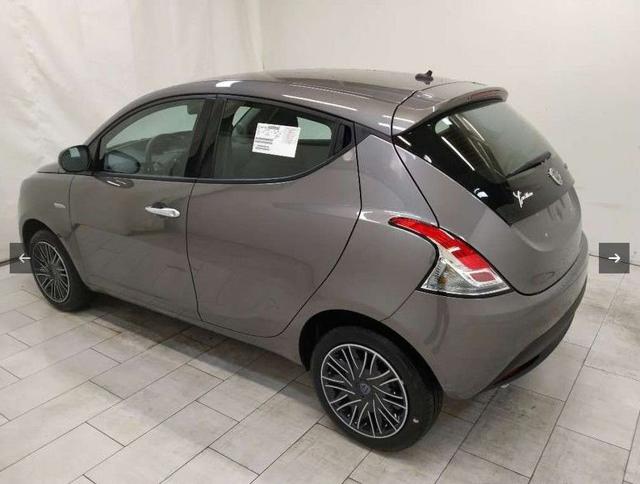 LANCIA Ypsilon 1.0 FireFly 5p SILVER PLUS PRONTA CONSEGNA Immagine 2