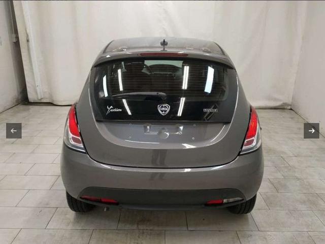 LANCIA Ypsilon 1.0 FireFly 5p SILVER PLUS PRONTA CONSEGNA Immagine 4