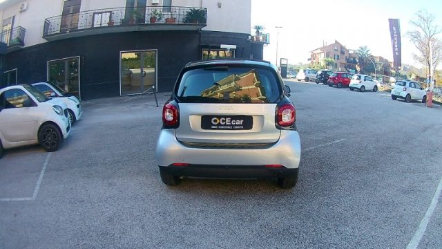 SMART ForTwo 70 1.0 TWINMIC+NAV.+PARKTRONIC+GARANZIA 3 ANNI Immagine 4