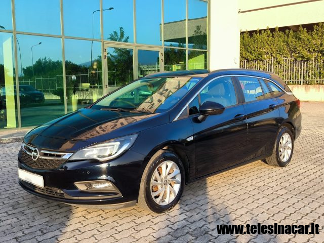 OPEL Astra 1.6 CDTi 110CV Start&Stop Sports Tourer Business Immagine 1