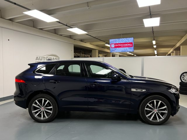 JAGUAR F-Pace 3.0 D V6 300 CV AWD aut. R-Sport Immagine 4