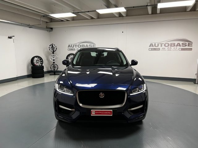 JAGUAR F-Pace 3.0 D V6 300 CV AWD aut. R-Sport Immagine 1