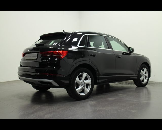 AUDI Q3 35 TDI S TRONIC BUSINESS ADVANCED Immagine 1