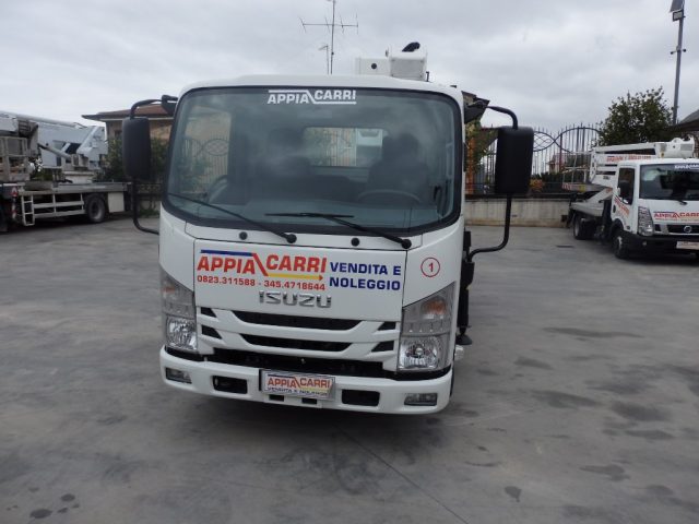 ISUZU piattaforma aerea Immagine 1