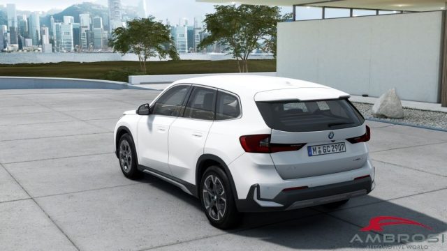 BMW X1 sDrive18i xLine Immagine 1