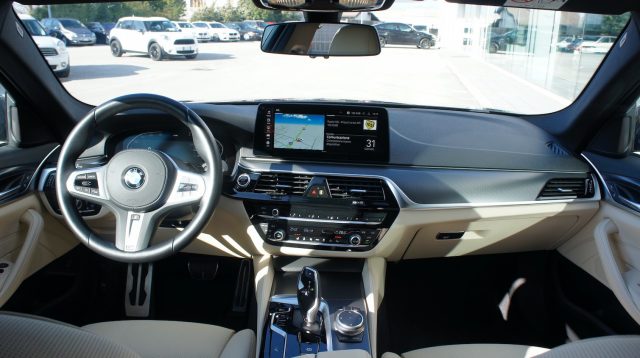 BMW 520 D 48V XDRIVE TOURING MSPORT LIST - foto 12