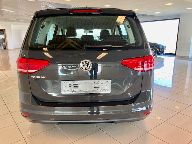 VOLKSWAGEN Touran 1.6 TDI 115 CV SCR DSG 7 POSTI!! DOPPIO TRENO Immagine 4