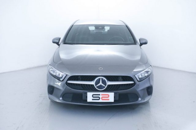 MERCEDES-BENZ A 200 Automatic/MBUX SOUND S./NAVI/VIRTUAL COCKPIT Immagine 3